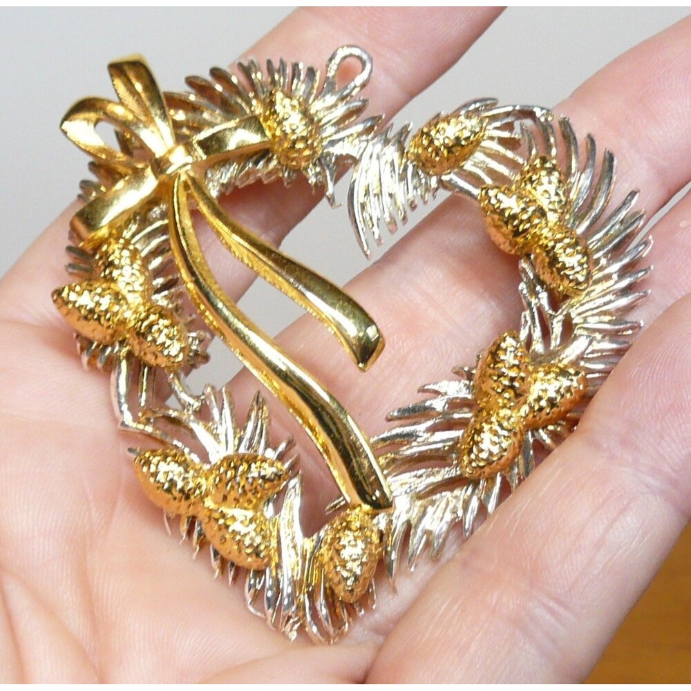 Lunt Silversmith Ornament Heart w/ Pine Cones Ribbon Twigs Christmas in Box
